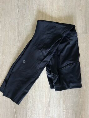 lululemon athletica Black High-Rise Crop Leggings